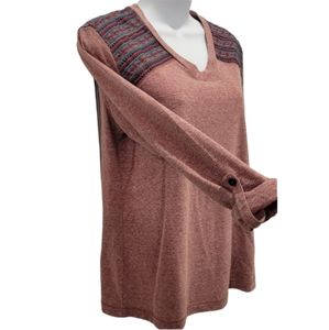 3/$20 ❤️Natural Reflections Long Sleeve or Three Quarter Sleeve Blouse